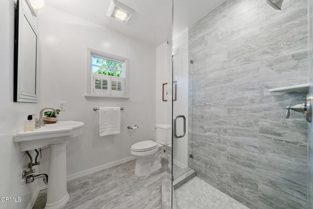 3597 Yorkshire Road Pasadena, CA 91107 - Photo 31 of 55 DSC00483