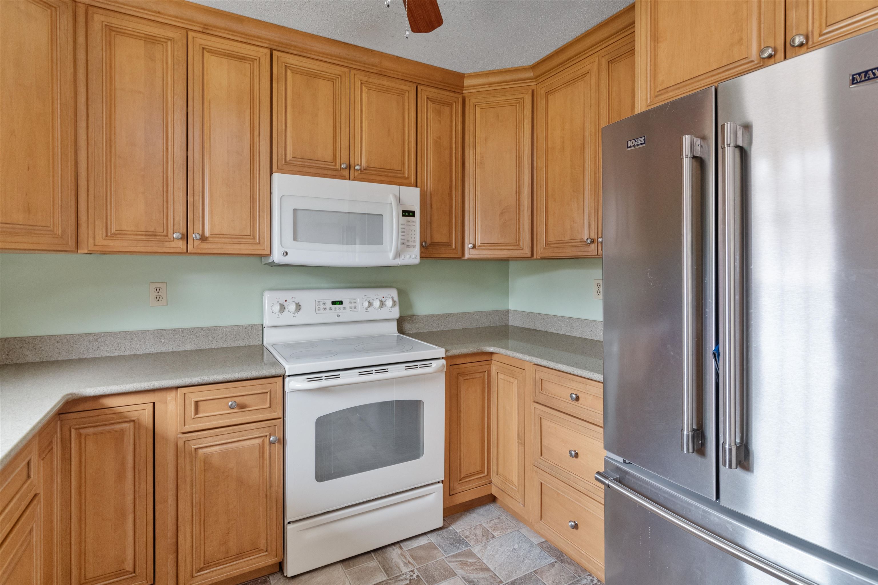 242 Kellogg Road St. Albans Town, VT 05478 - Photo 6 of 44