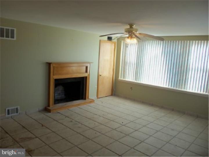 3514 Goshen Road Newtown Square, PA 19073 - Photo 13 of 13 Family Room