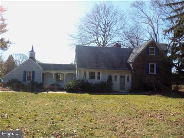 3514 Goshen Road Newtown Square, PA 19073 - Photo 6 of 13 Exterior Front
