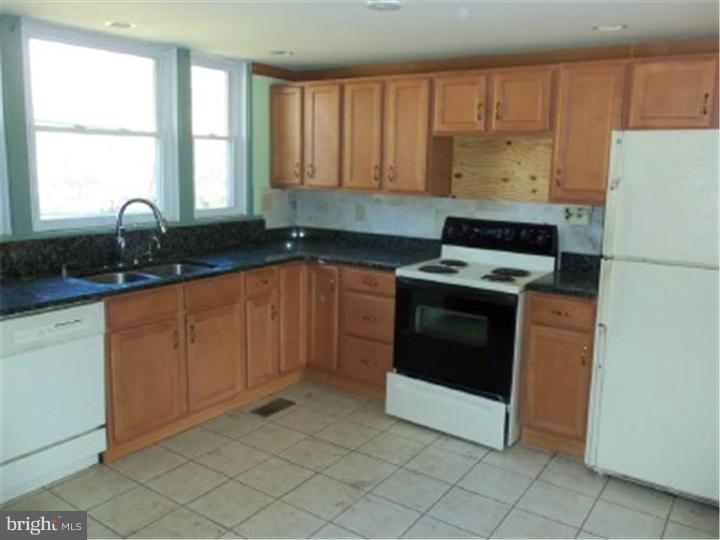 3514 Goshen Road Newtown Square, PA 19073 - Photo 7 of 13 Kitchen