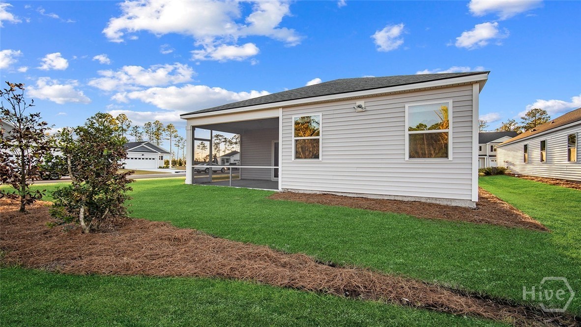 1020 Lakes Boulevard Brunswick, GA 31525 - Photo 6 of 12