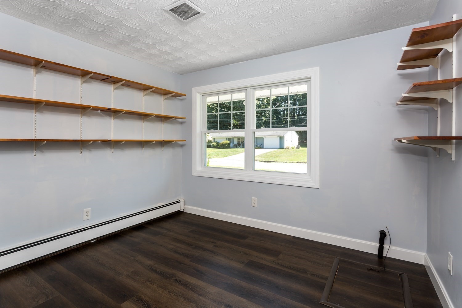 12 Terri Road Framingham, MA 01701 - Photo 22 of 36 Gallery Image 22