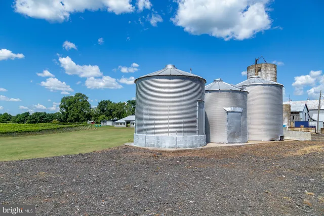 $5,500,000 | 27058 Mt Pleasant Road, Columbus, NJ 08022