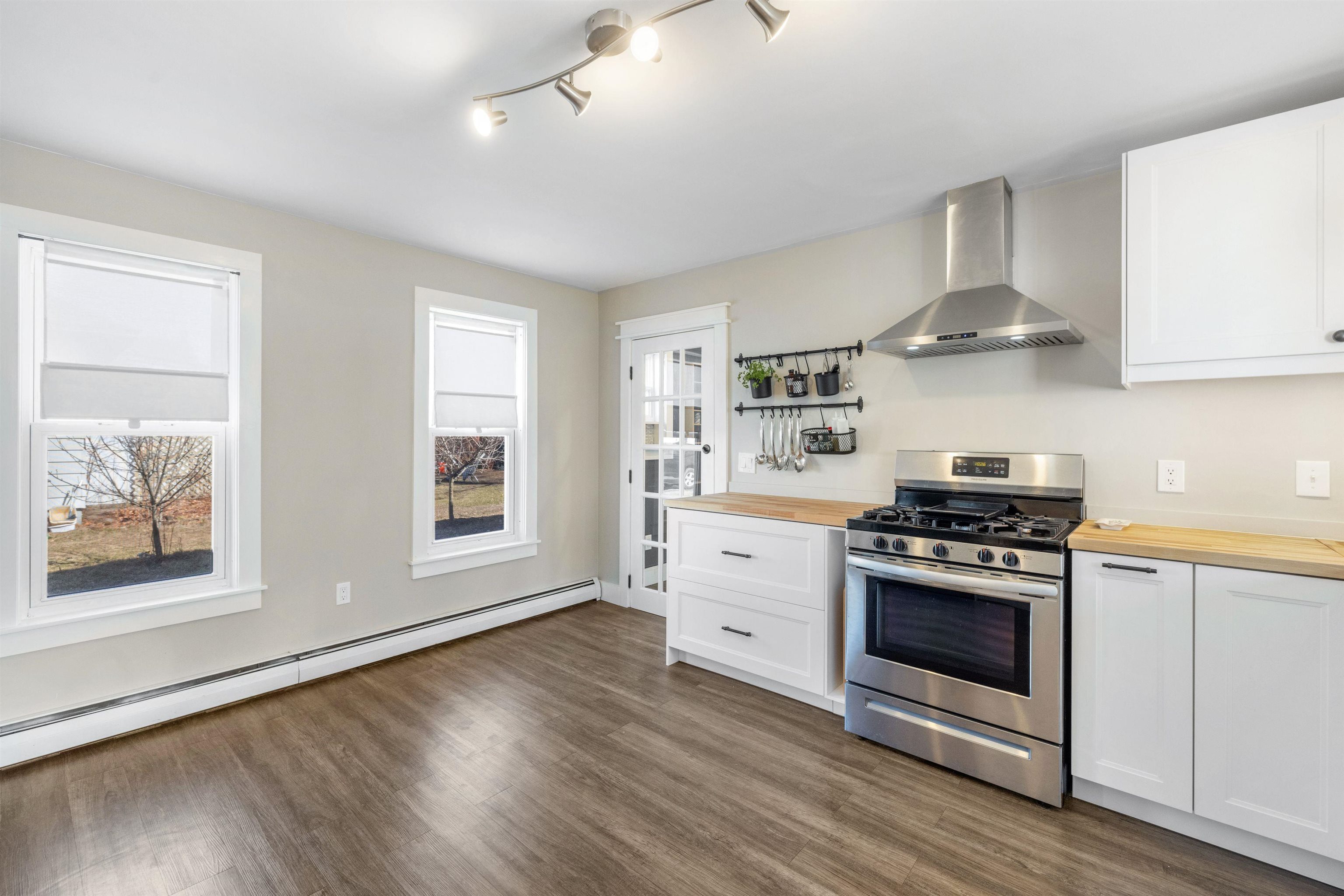 92 South Main Street Newport, NH 03773 - Photo 29 of 55