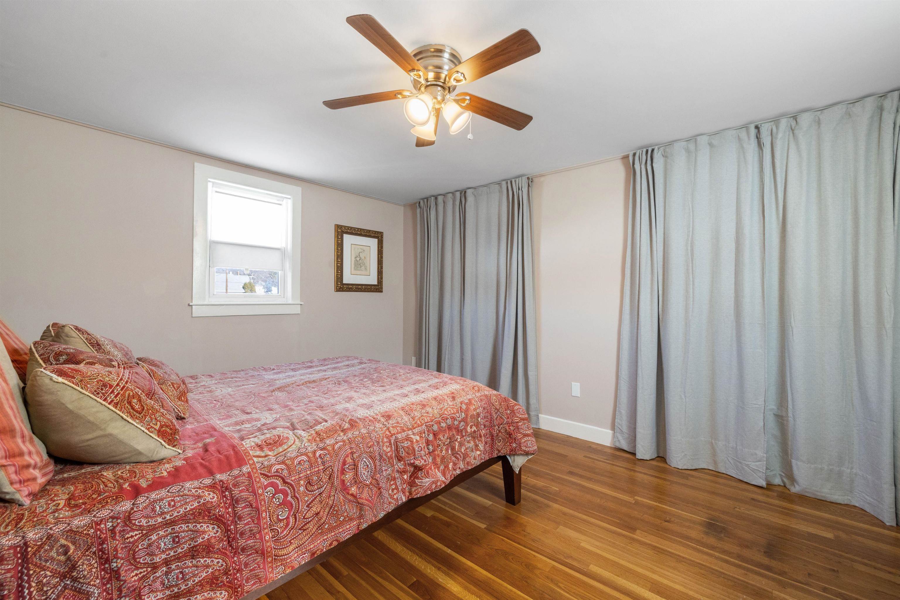 92 South Main Street Newport, NH 03773 - Photo 43 of 55