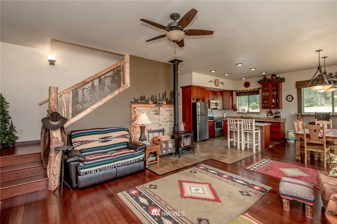 12101 Teanaway Road Cle Elum, WA 98922 - Photo 14 of 25 Gallery Image 14