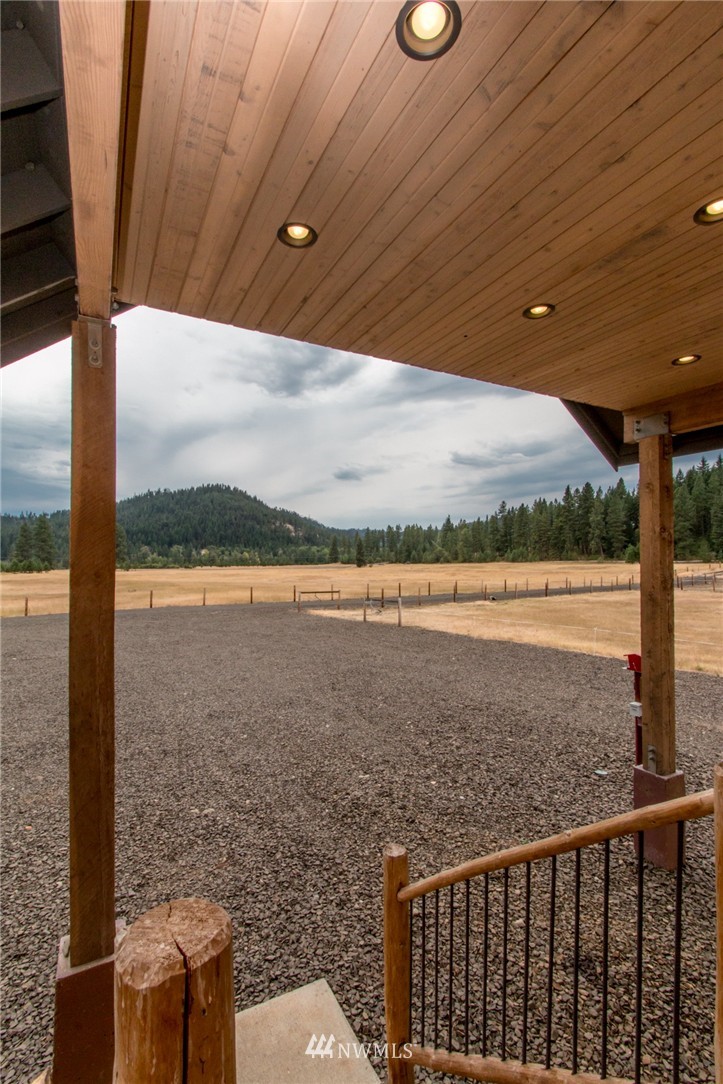 12101 Teanaway Road Cle Elum, WA 98922 - Photo 19 of 25 Gallery Image 19