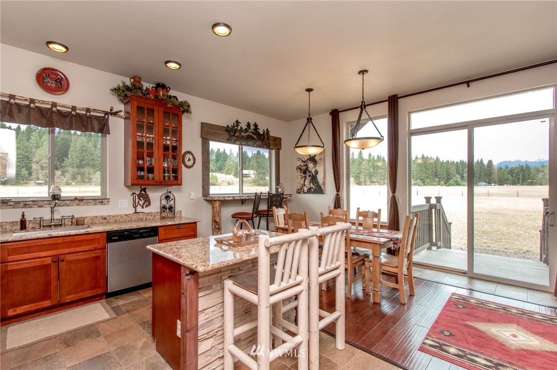 12101 Teanaway Road Cle Elum, WA 98922 - Photo 10 of 25 Gallery Image 10