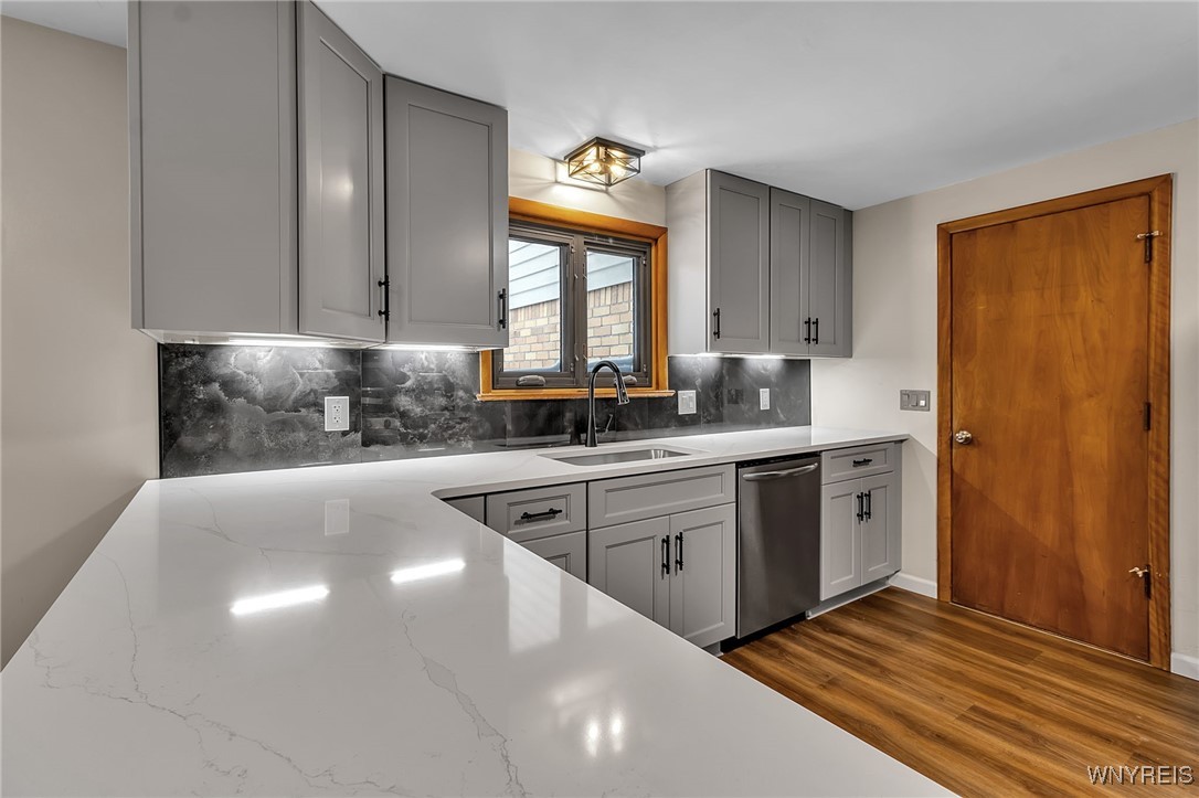 11 Cemetery Road Lancaster, NY 14086 - Photo 11 of 45