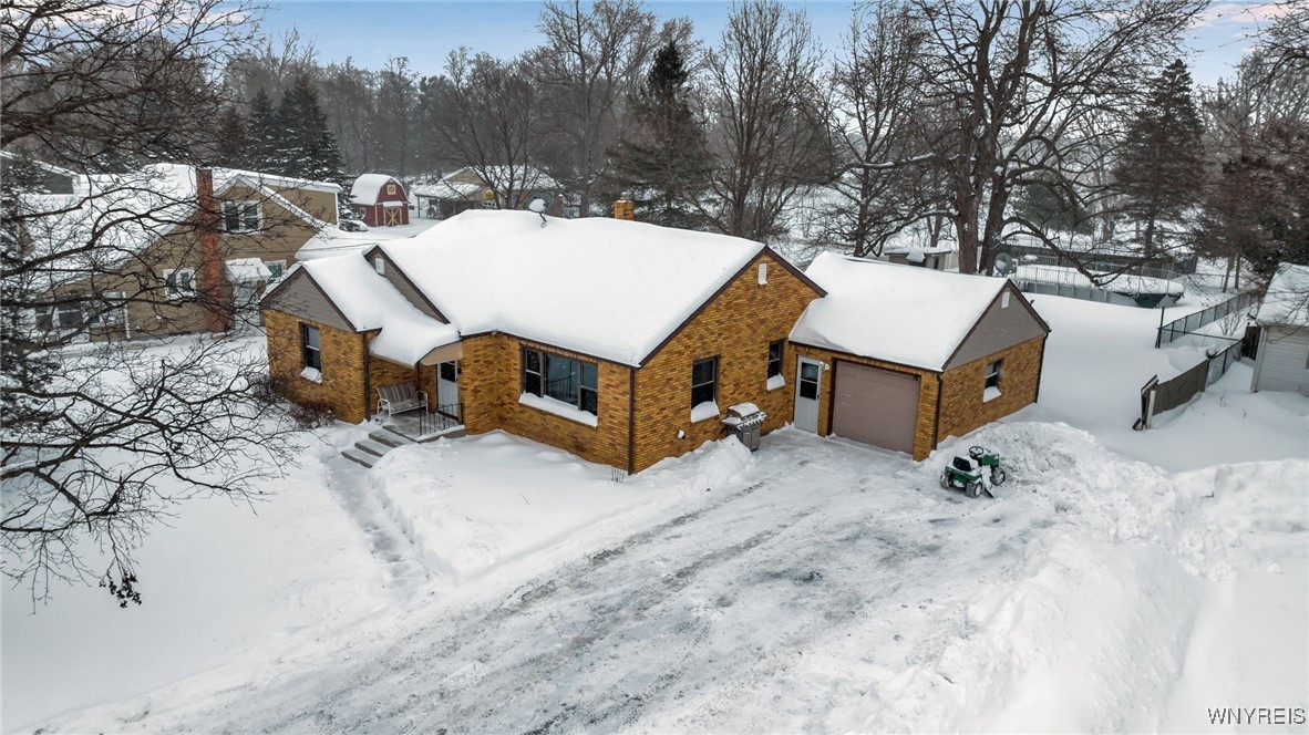 11 Cemetery Road Lancaster, NY 14086 - Photo 6 of 45