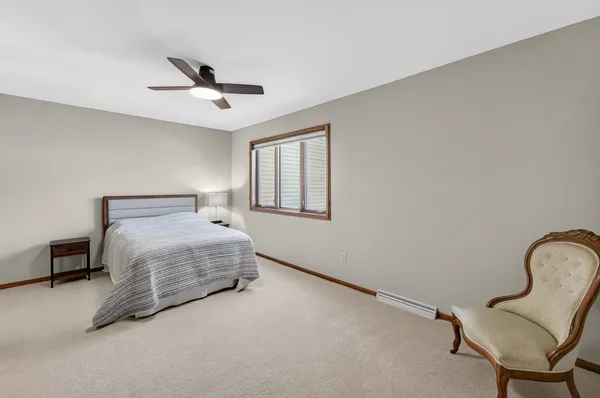 $599,000 | 12 Oak Creek Trail, Madison, WI 53717