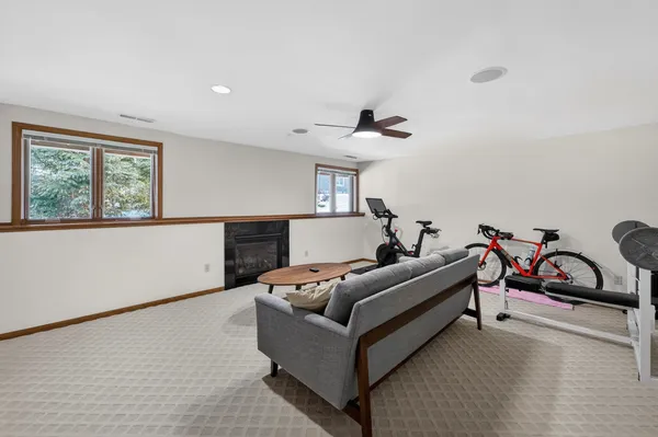 $599,000 | 12 Oak Creek Trail, Madison, WI 53717