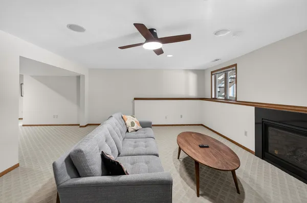 $599,000 | 12 Oak Creek Trail, Madison, WI 53717