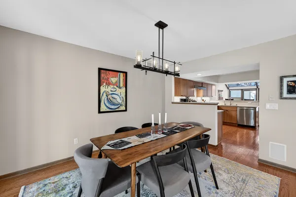 $599,000 | 12 Oak Creek Trail, Madison, WI 53717