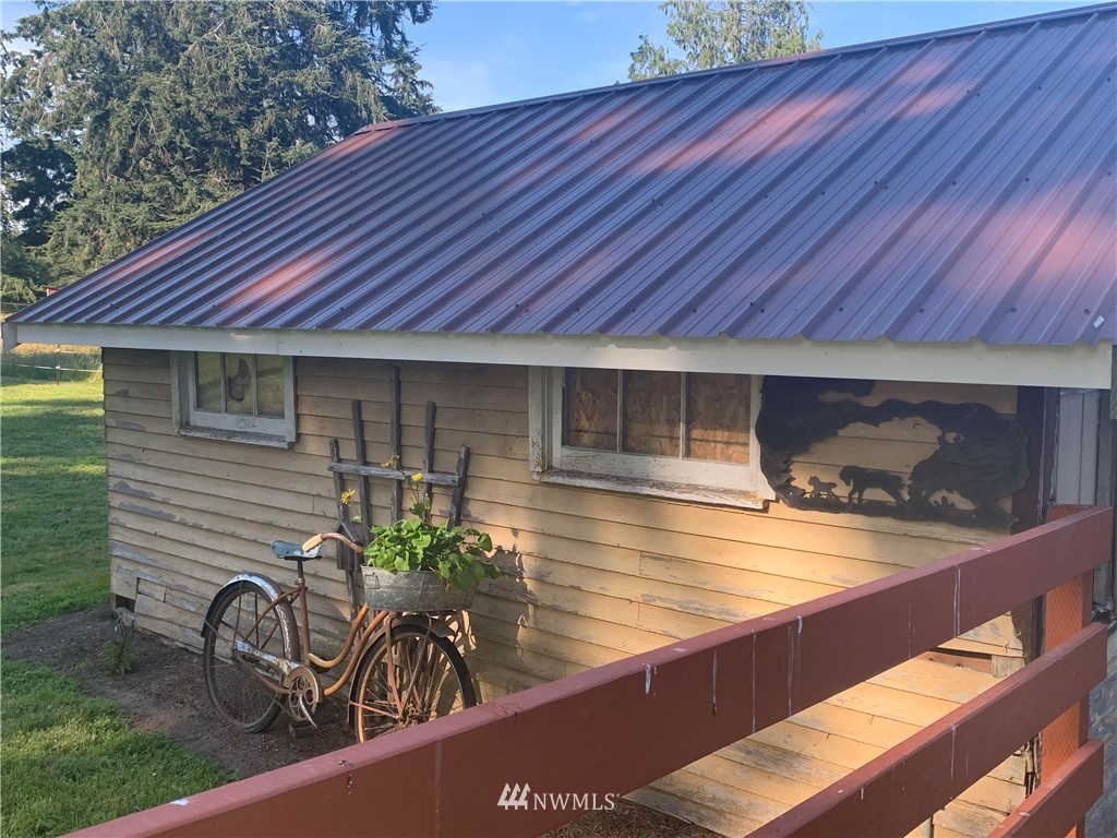 382 West Henni Road Oak Harbor, WA 98277 - Photo 17 of 34 Gallery Image 17