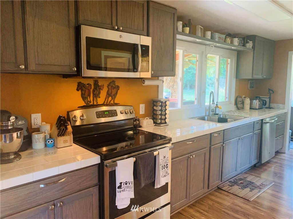 382 West Henni Road Oak Harbor, WA 98277 - Photo 23 of 34 Gallery Image 23