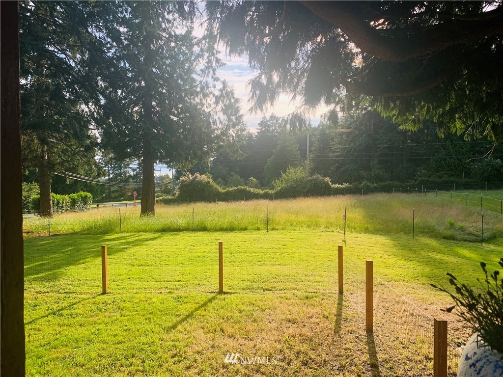 382 West Henni Road Oak Harbor, WA 98277 - Photo 4 of 34 Gallery Image 4