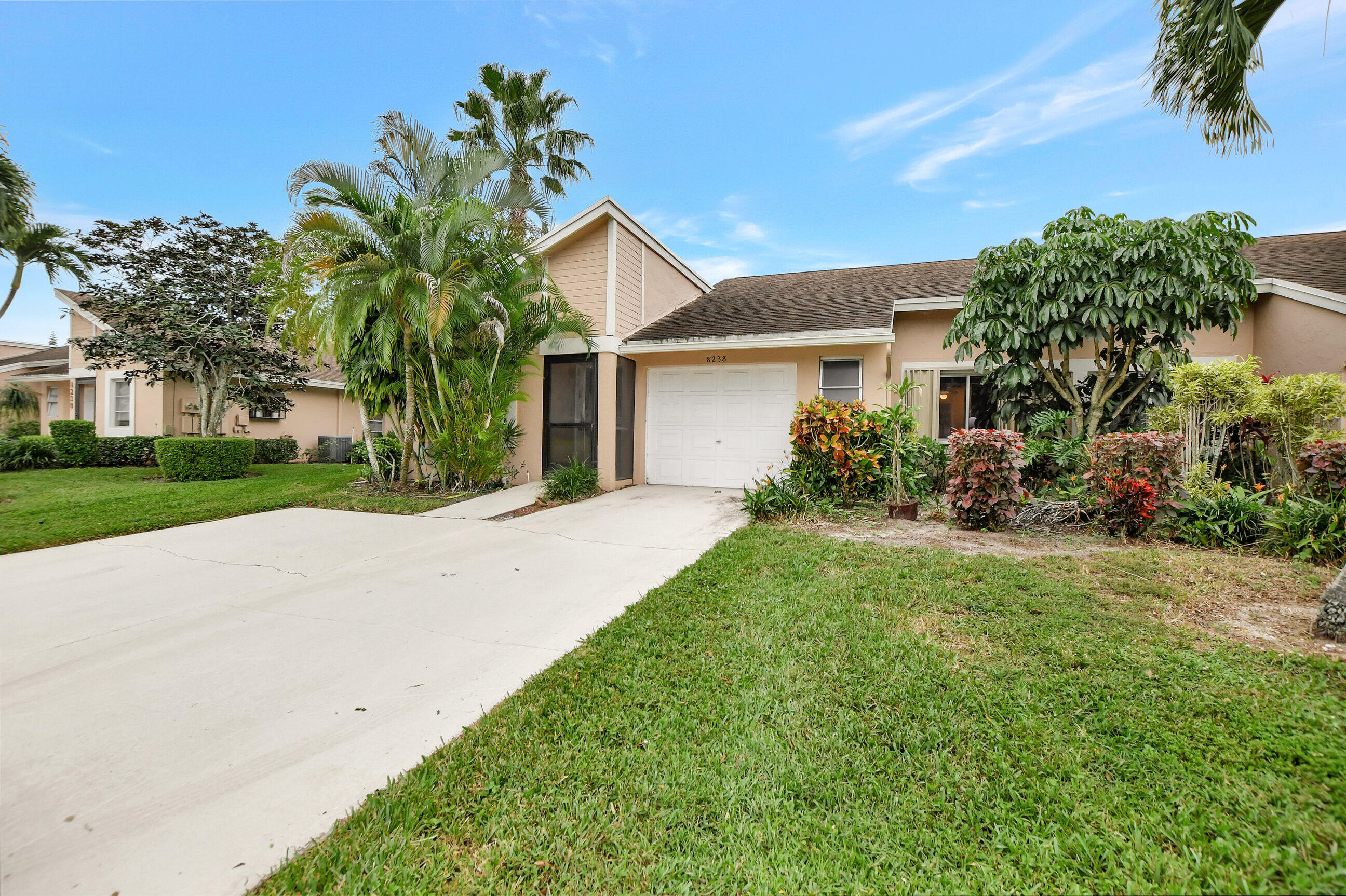 8238 Springtree Road, Unit A Boca Raton, FL 33496 - Photo 2 of 48 02_dsc_1496