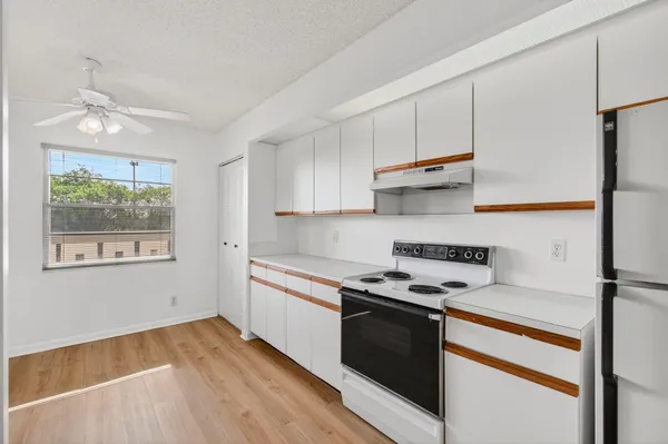 $2,000 | 1501 Cayman Way, Unit C4, Pompano Beach, FL 33066