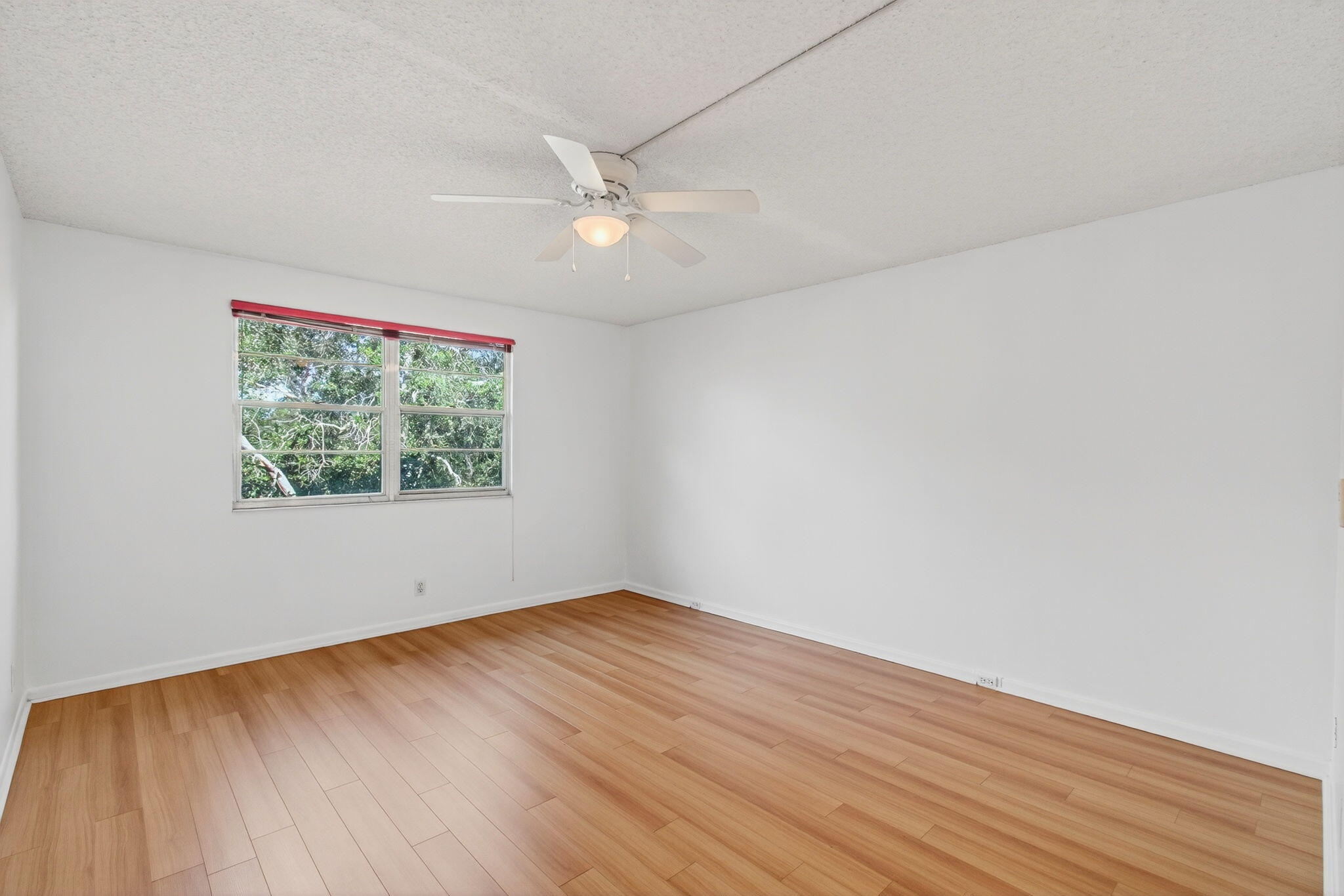 1501 Cayman Way, Unit C4 Coconut Creek, FL 33066 - Photo 27 of 67 Primary Suite