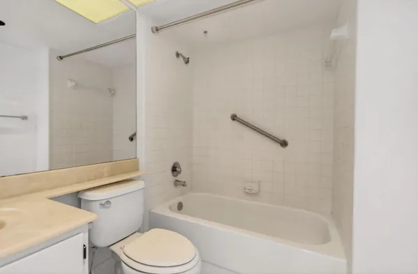 $2,000 | 1501 Cayman Way, Unit C4, Pompano Beach, FL 33066