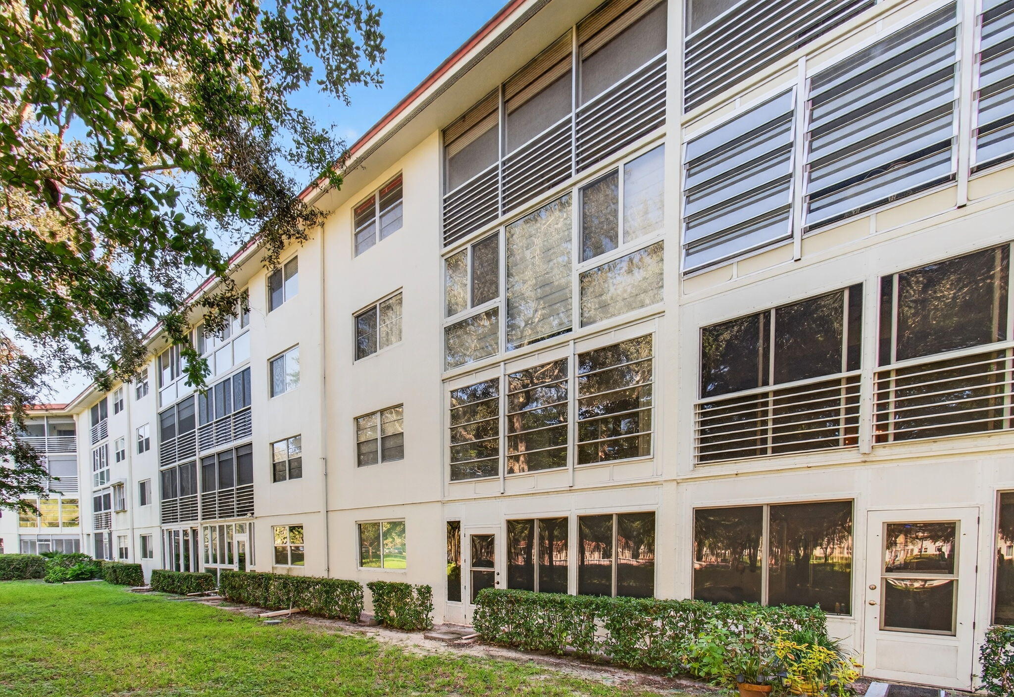 1501 Cayman Way, Unit C4 Coconut Creek, FL 33066 - Photo 48 of 67 Back of the Building