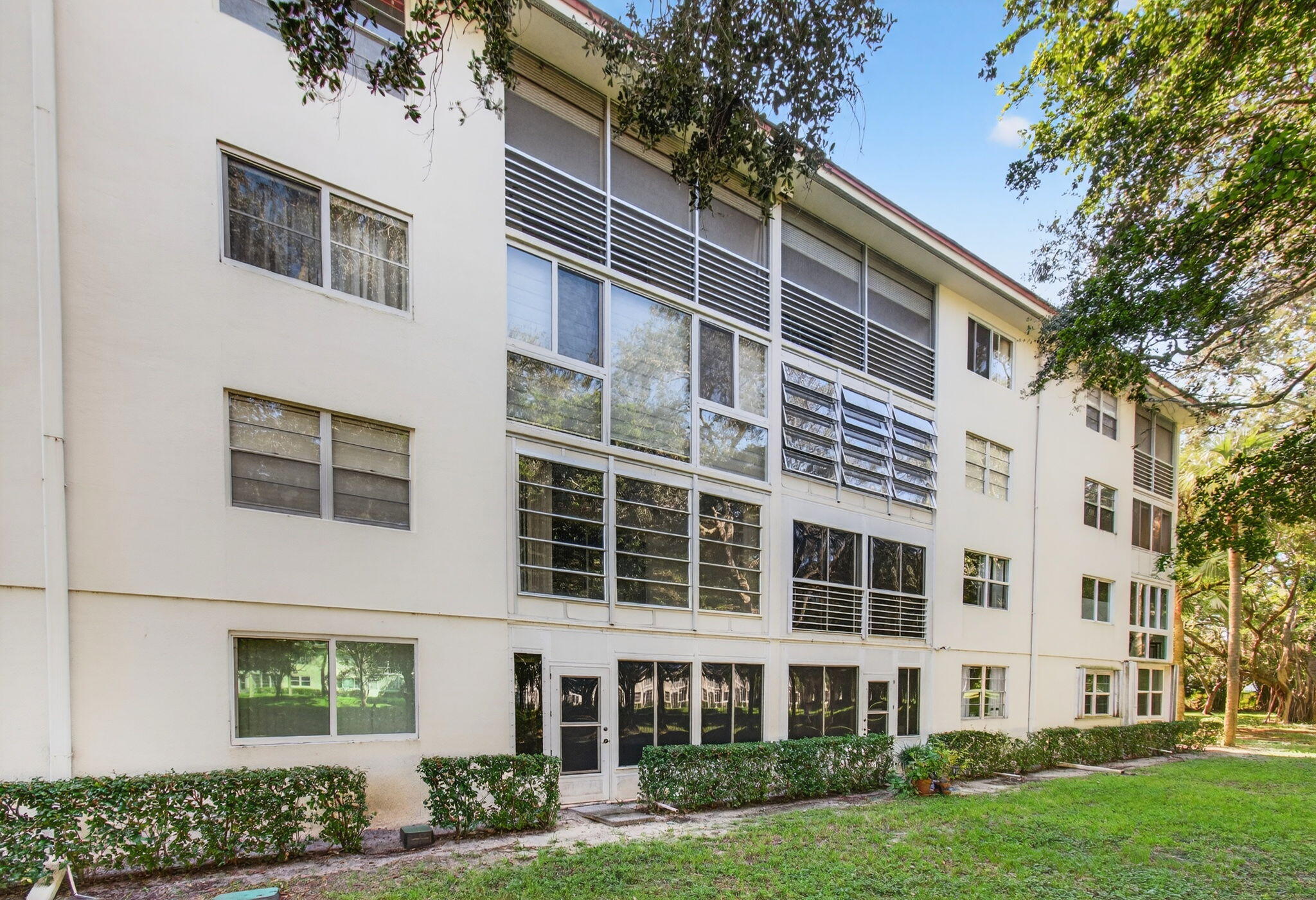 1501 Cayman Way, Unit C4 Coconut Creek, FL 33066 - Photo 49 of 67 Back of the Building