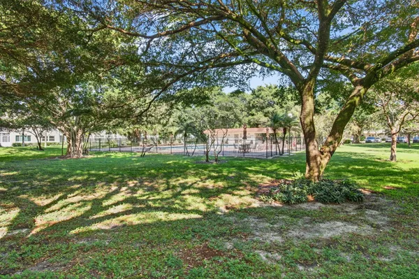 $2,000 | 1501 Cayman Way, Unit C4, Pompano Beach, FL 33066