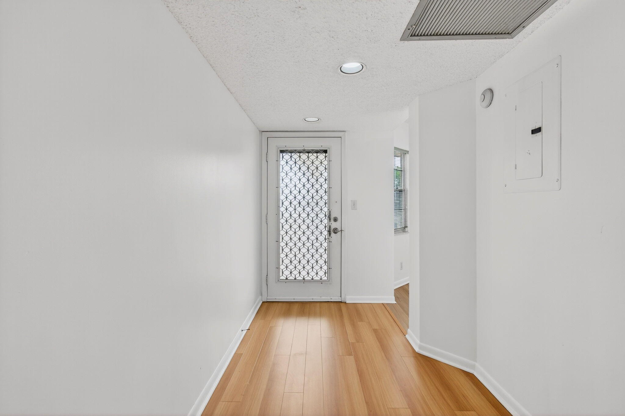 1501 Cayman Way, Unit C4 Coconut Creek, FL 33066 - Photo 8 of 67 Hallway from Main Entrance