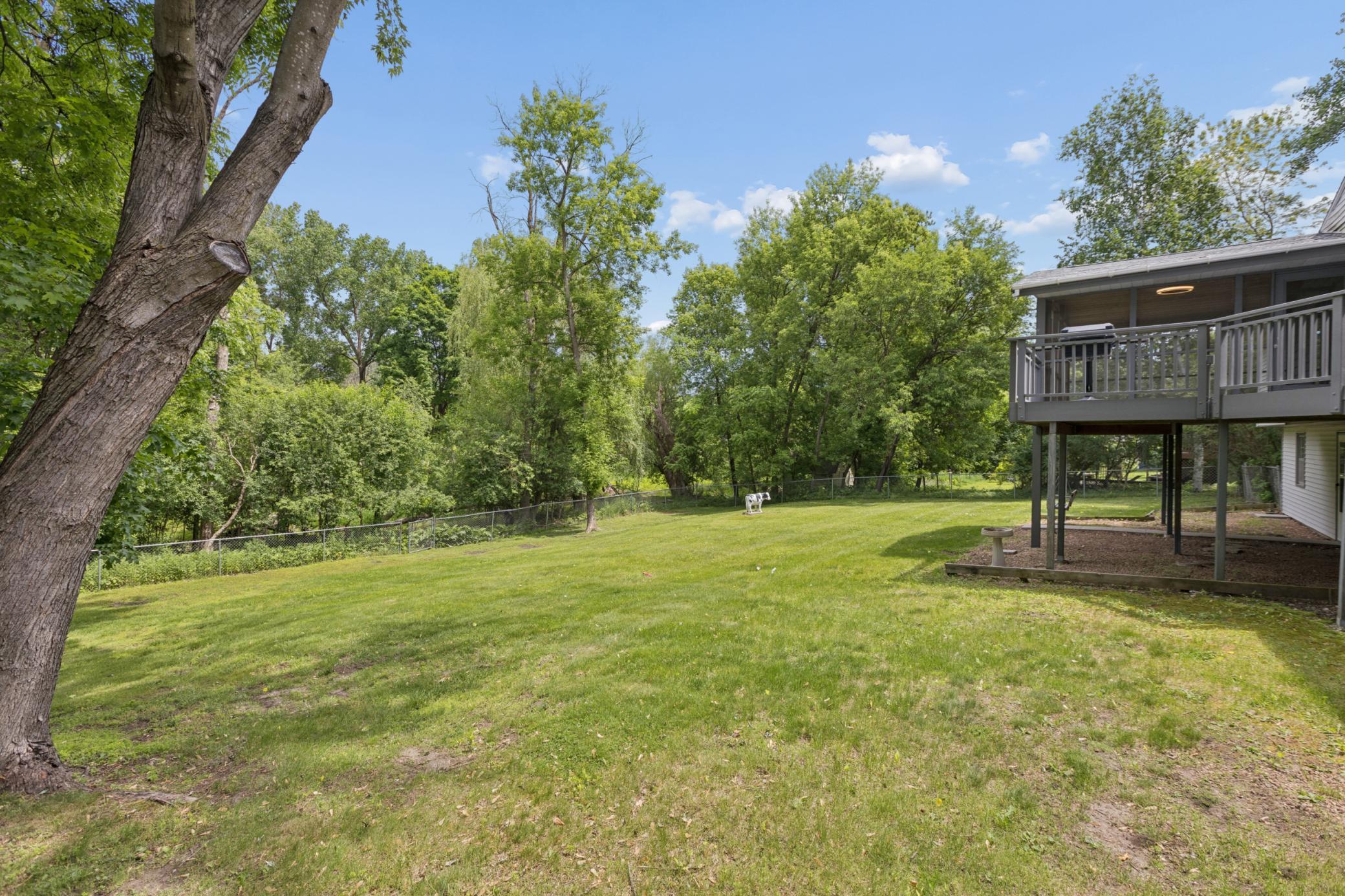 24850 Amlee Road Shorewood, MN 55331 - Photo 21 of 26