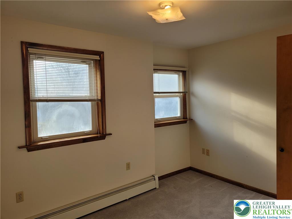 662 Atlantic Street Bethlehem, PA 18015 - Photo 18 of 25 Rear bedroom 2