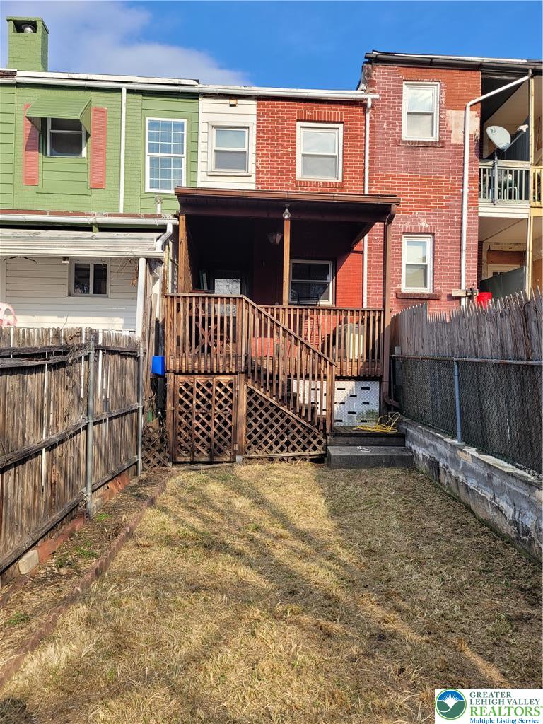 662 Atlantic Street Bethlehem, PA 18015 - Photo 3 of 25 Rear fenced-in back yard pic-1