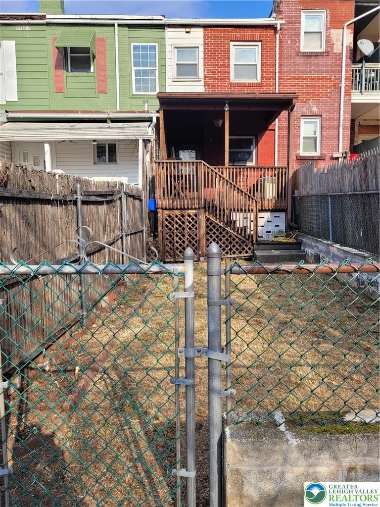 662 Atlantic Street Bethlehem, PA 18015 - Photo 4 of 25 Rear fenced-in back yard pic-2