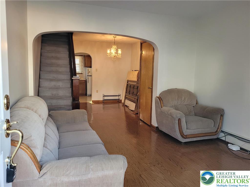 662 Atlantic Street Bethlehem, PA 18015 - Photo 7 of 25 1st Flr. Living & Dining Rooms