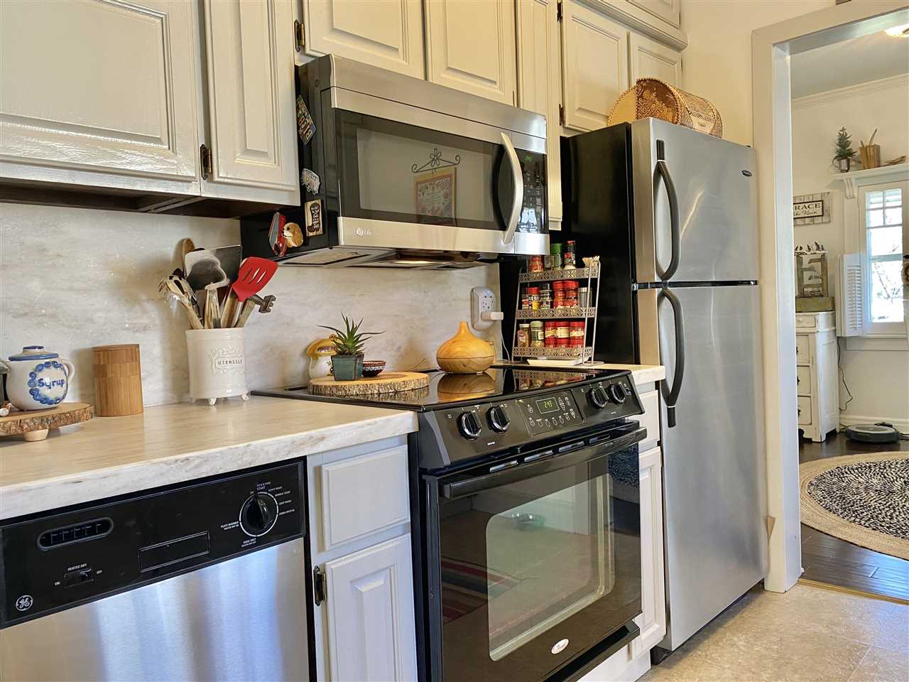 304 Fillmore Place Bay City, MI 48708 - Photo 17 of 55 Gallery Image 17