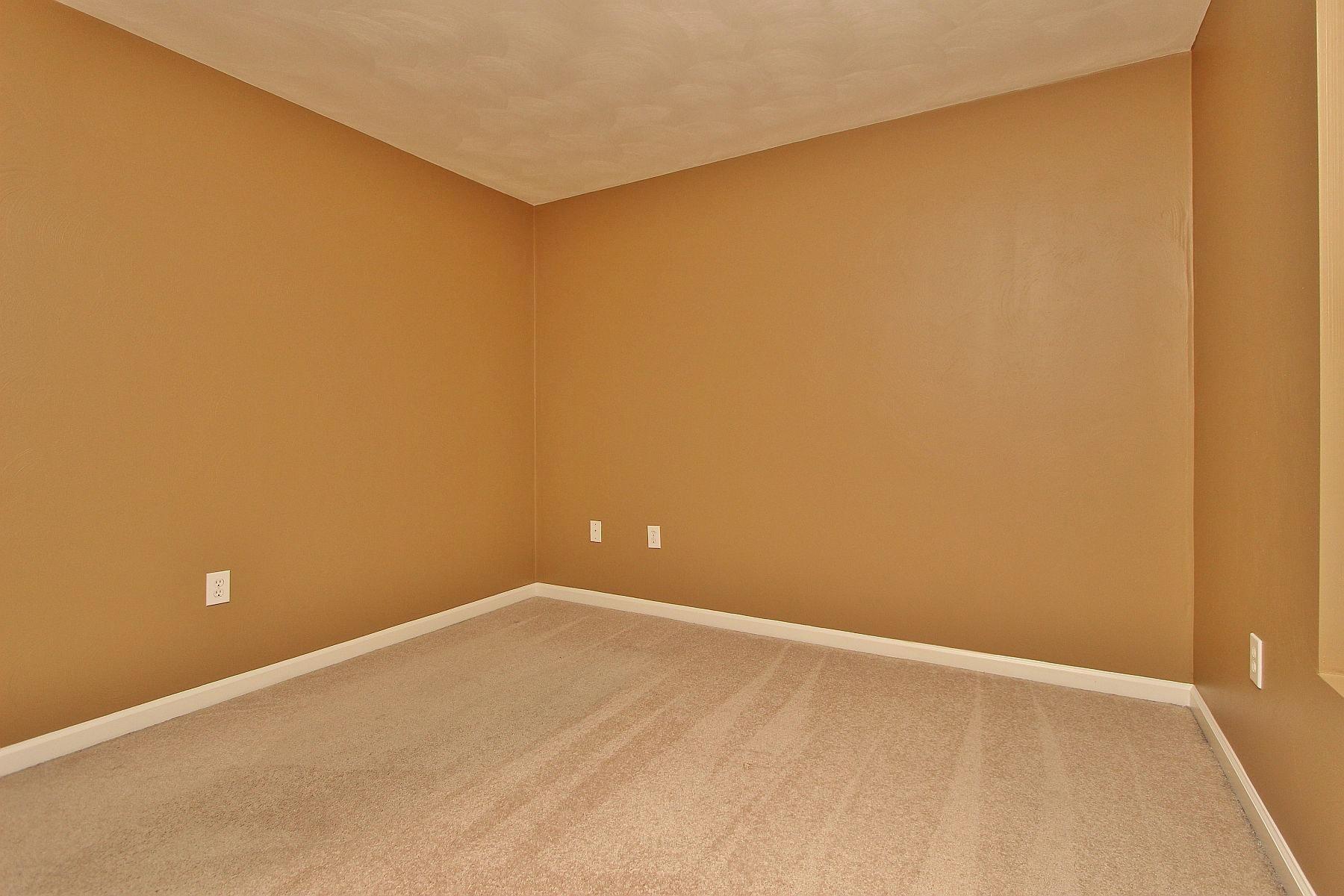 4239 Daugherty Road Salem, VA 24153 - Photo 18 of 38 a view of an empty room