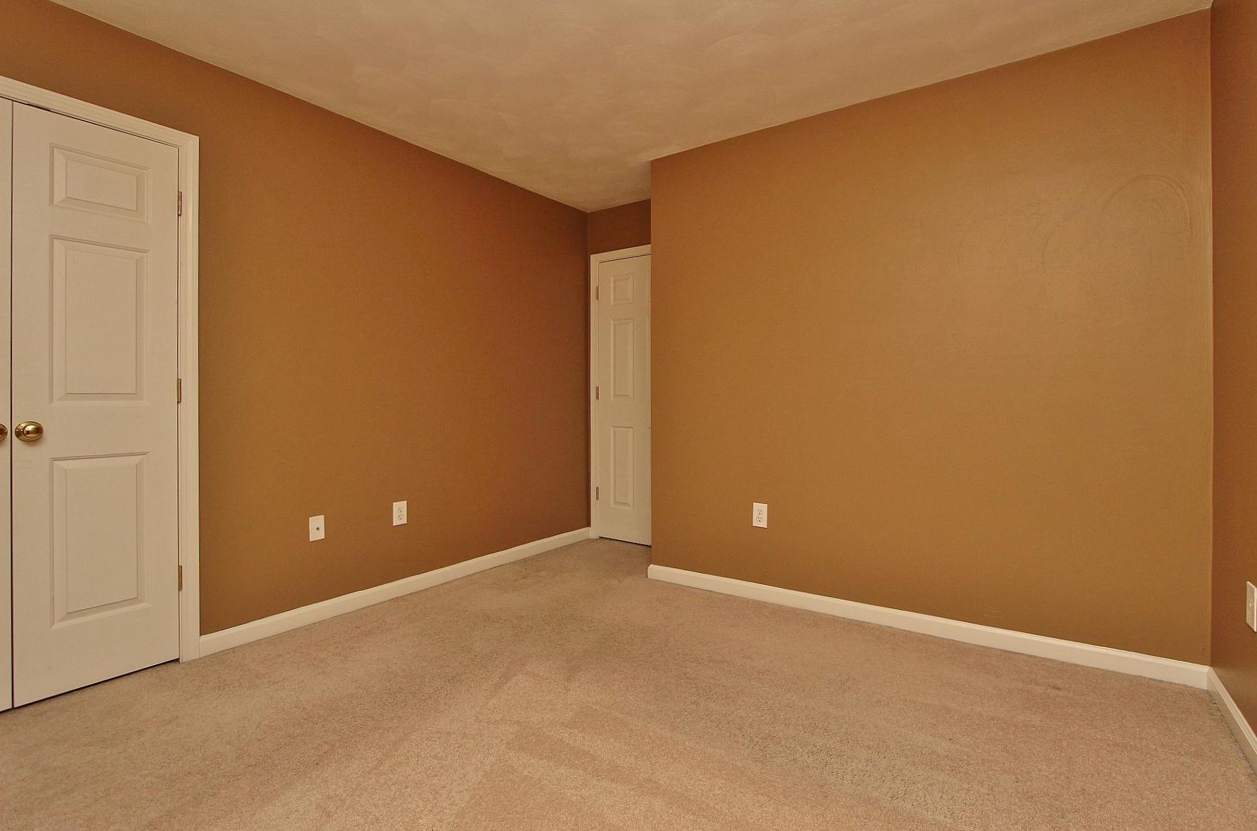 4239 Daugherty Road Salem, VA 24153 - Photo 19 of 38 a view of an empty room
