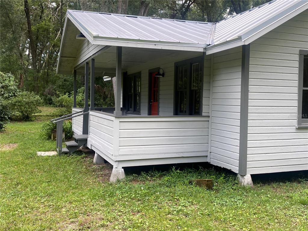3023 Southeast 13th Place Gainesville, FL 32641 - Photo 5 of 29 a view of a house with backyard