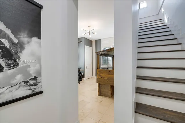 $6,999,999 | 8000 Los Pinos Boulevard, Coral Gables, FL 33143