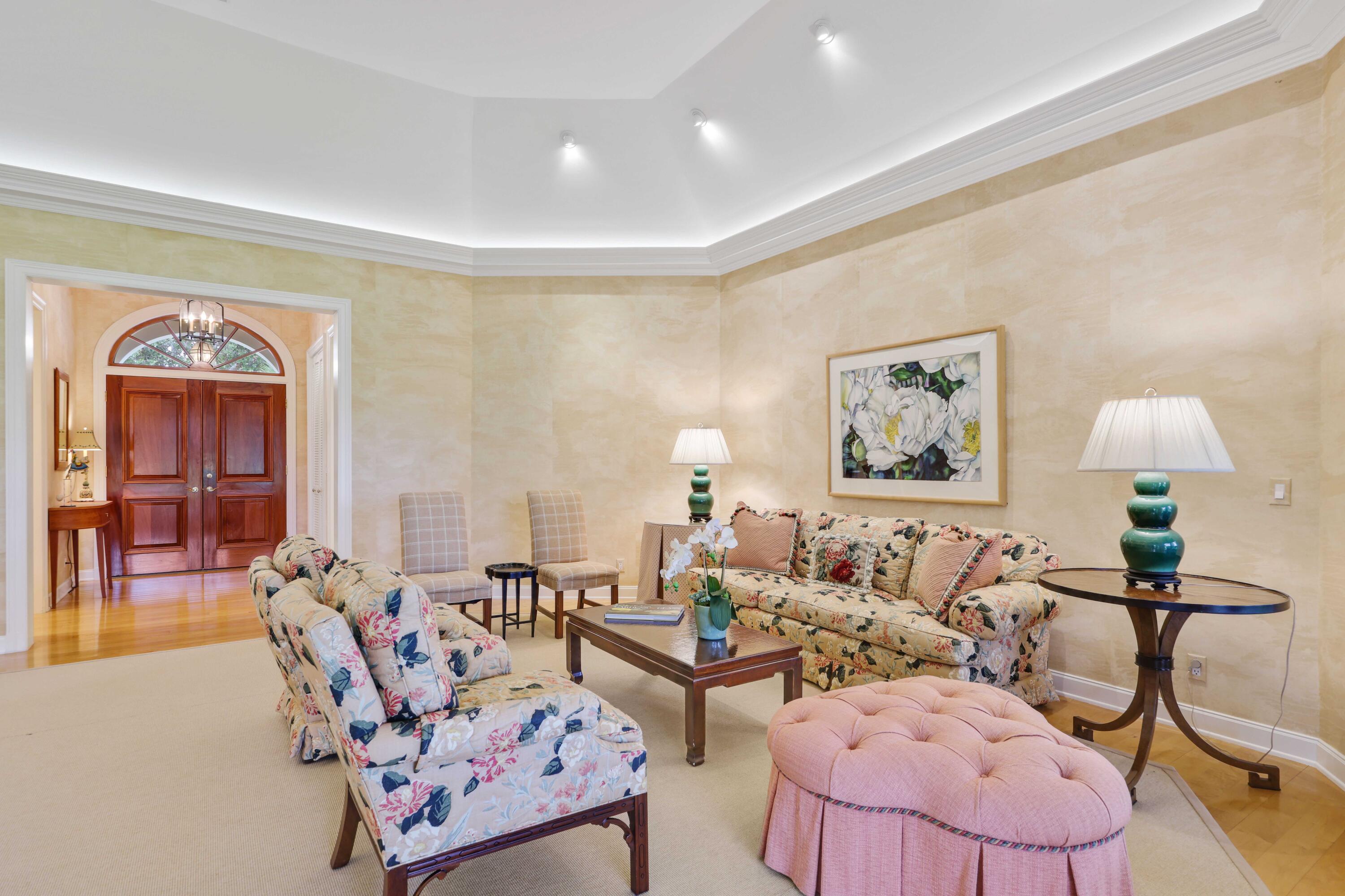 5 Country Road East, Unit A Boynton Beach, FL 33436 - Photo 9 of 51 a living room with furniture or couch and a lamp