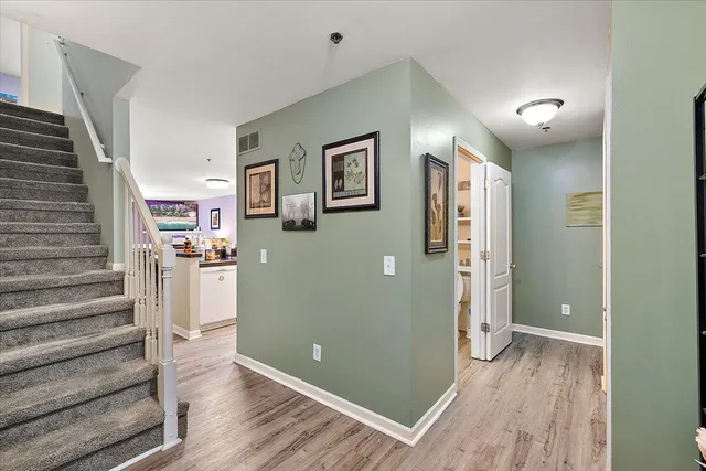 $290,000 | 3263 Baldwin Woods Drive, Unit 7, Lake Orion, MI 48359