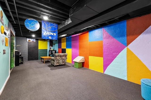 $290,000 | 3263 Baldwin Woods Drive, Unit 7, Lake Orion, MI 48359