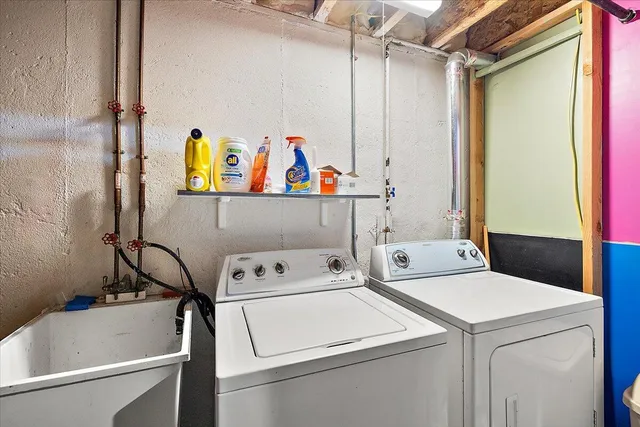 $290,000 | 3263 Baldwin Woods Drive, Unit 7, Lake Orion, MI 48359