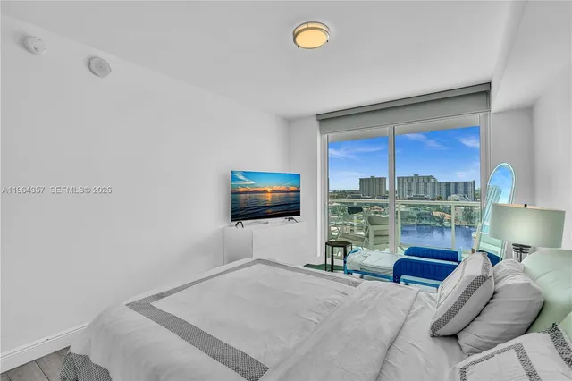 $8,000 | 400 Sunny Isles Boulevard, Unit 907, Sunny Isles Beach, FL 33160
