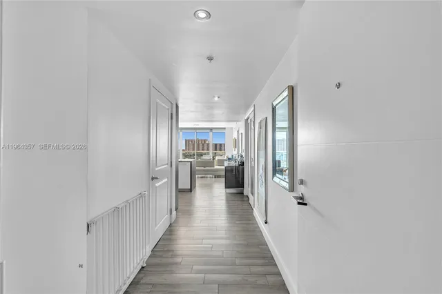 $8,000 | 400 Sunny Isles Boulevard, Unit 907, Sunny Isles Beach, FL 33160