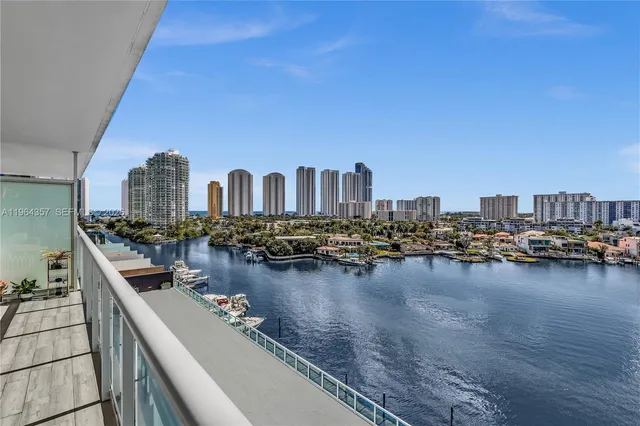 $8,000 | 400 Sunny Isles Boulevard, Unit 907, Sunny Isles Beach, FL 33160