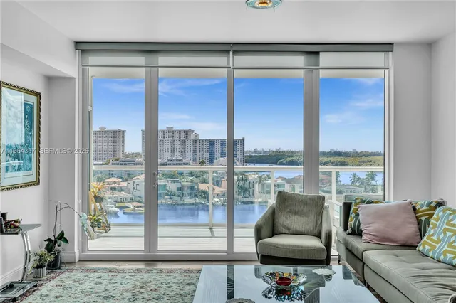 $8,000 | 400 Sunny Isles Boulevard, Unit 907, Sunny Isles Beach, FL 33160