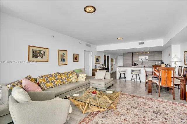 $8,000 | 400 Sunny Isles Boulevard, Unit 907, Sunny Isles Beach, FL 33160