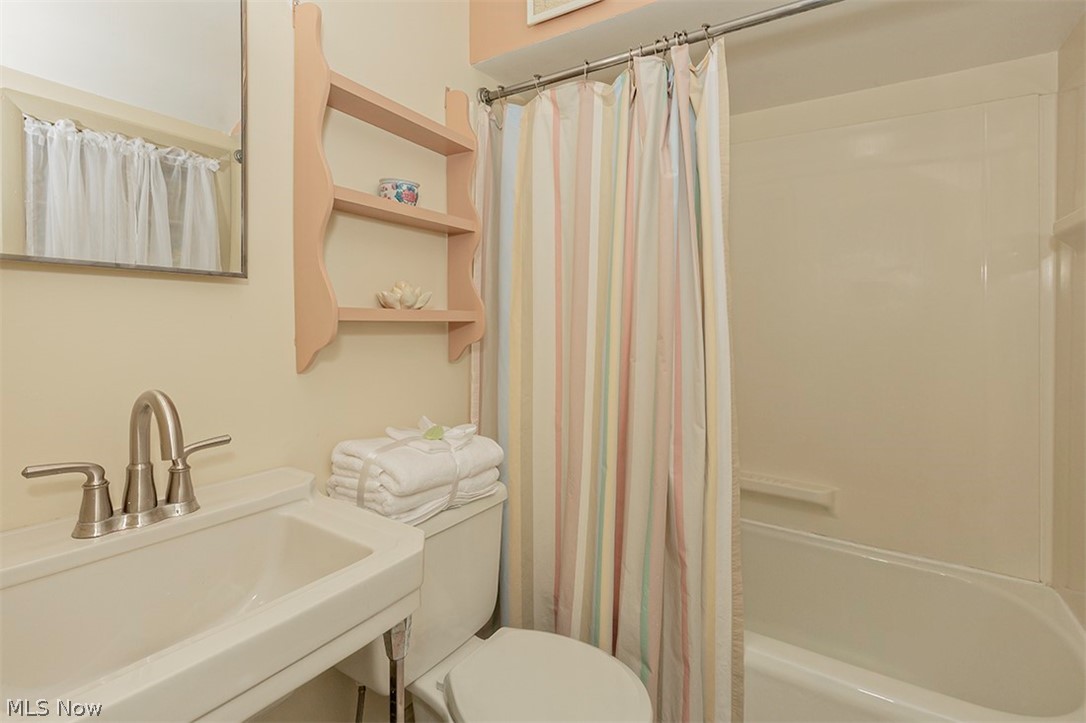 3040 Huntington Road Cleveland, OH 44120 - Photo 19 of 35 Gallery Image 19